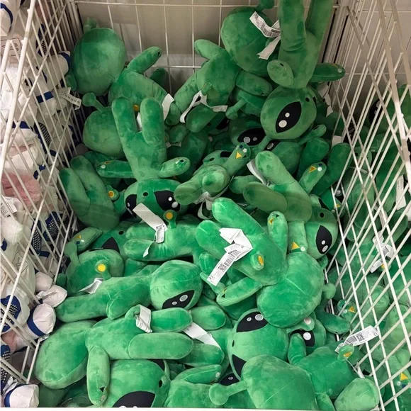 NWT IKEA Green Alien Plush 13.5” Aftonsparv - Picture 6 of 6